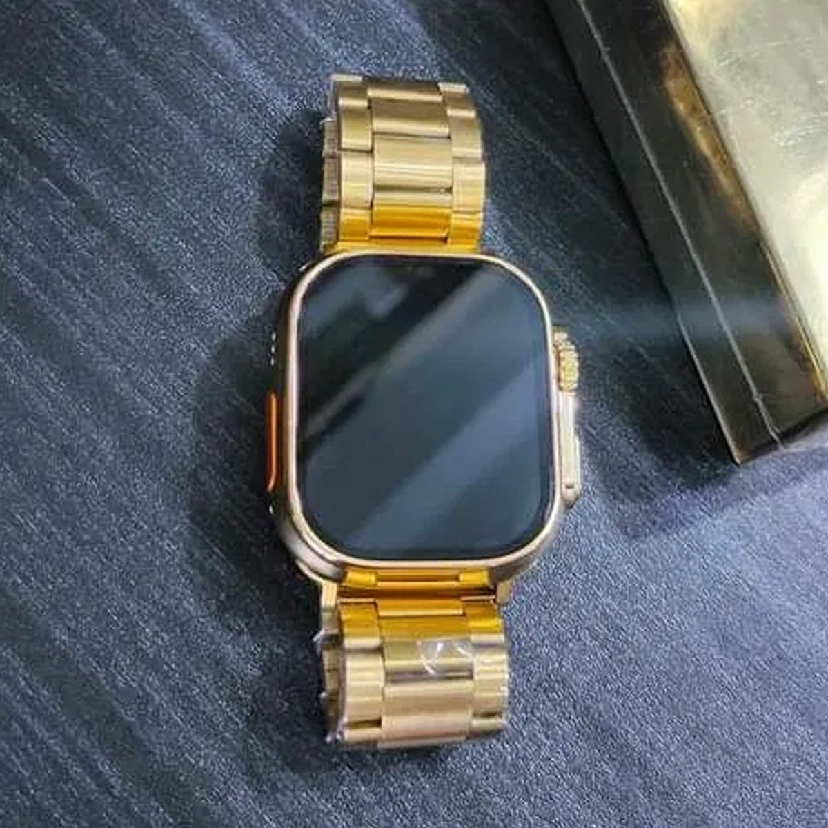 DT900 ULTRA 9 | GOLDEN EDITION | Smart Watch Sports Edition – 7 Straps | Full 2.09'' BIG TouchScreen | GOLDEN